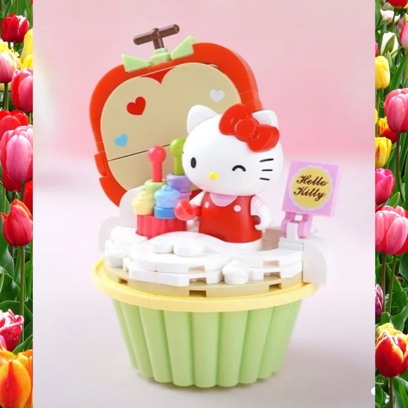 NWT Keeppley Hello Kitty Cupcake Building Block set - Picture 1 of 3